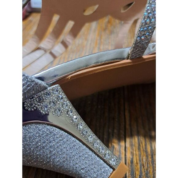 New 8.5 Forever Link Perform 60 Silver Rhinestone High Chunky Heel Dress Shoes - Picture 9 of 12